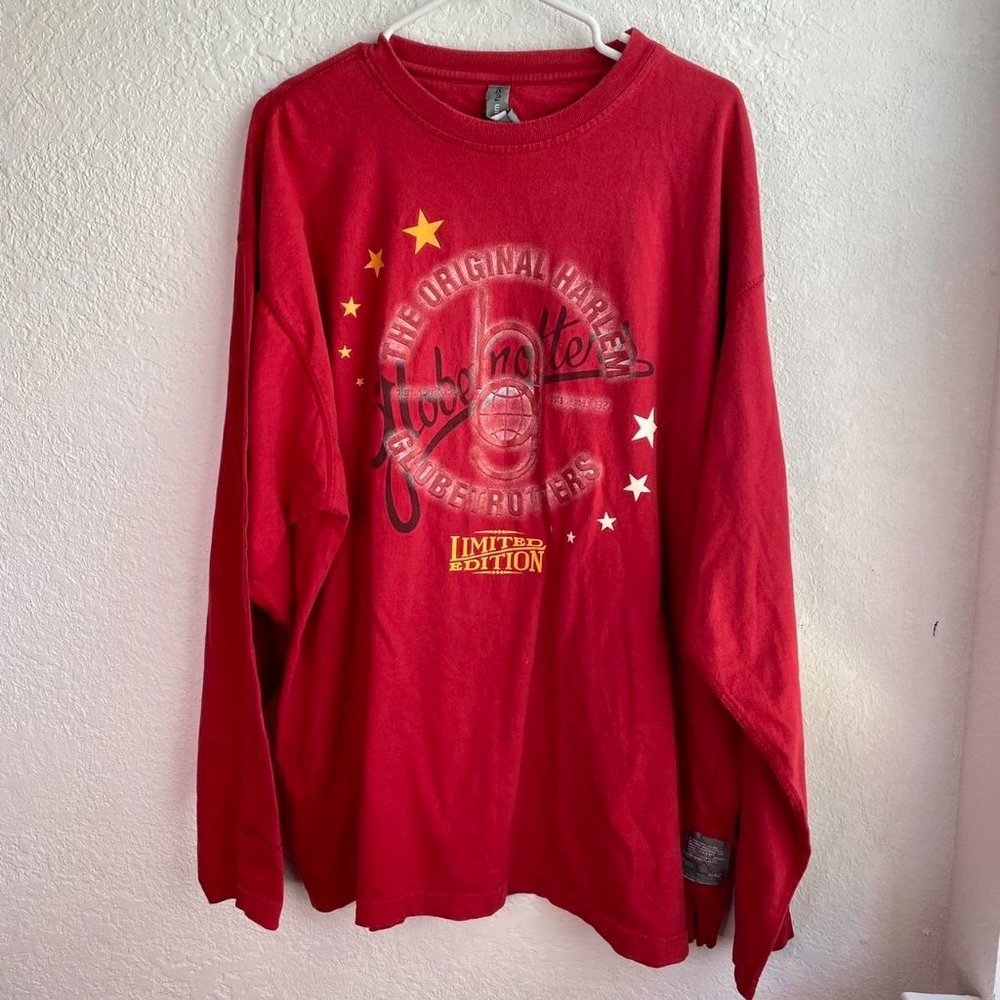 Limited edition rare Harlem Globetrotters sweater from FUBU platinum size 2xl.